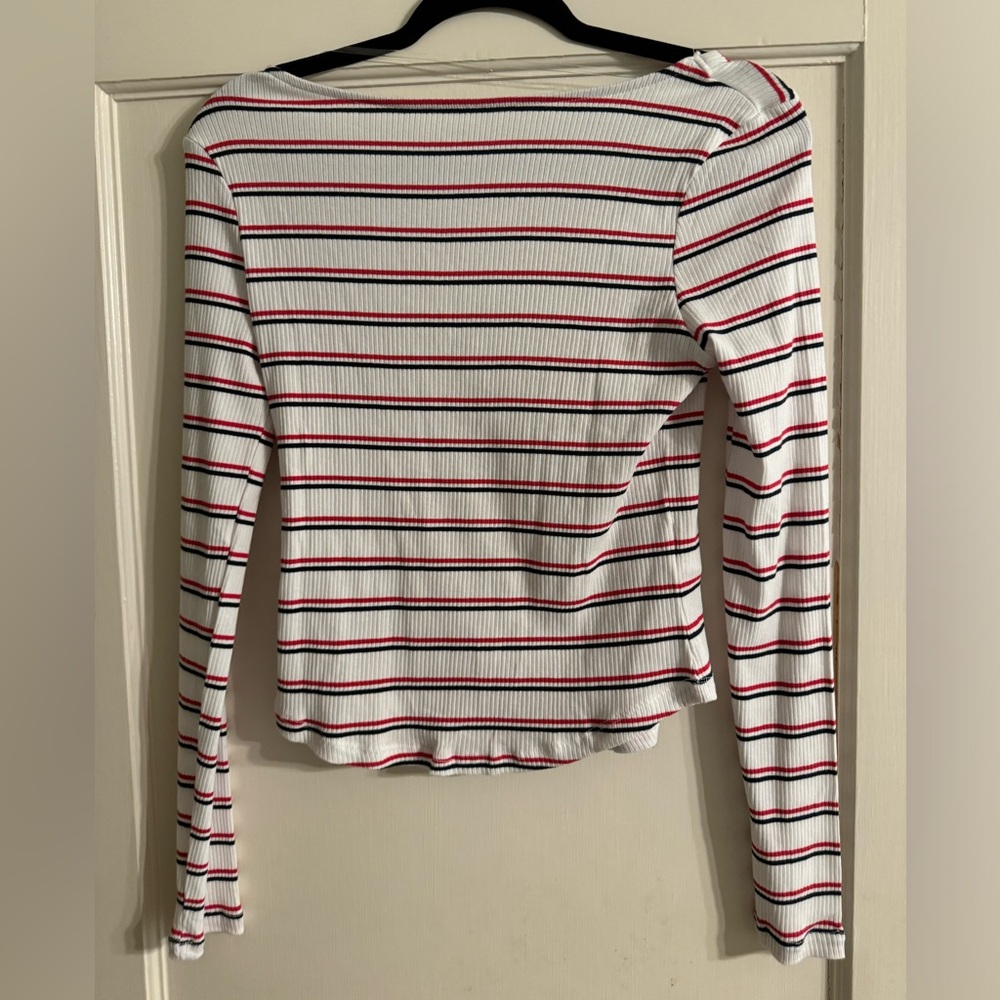Cotton on long sleeve size m